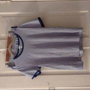 EUC Lake Blue Hydrangea Stripe Women's PJs